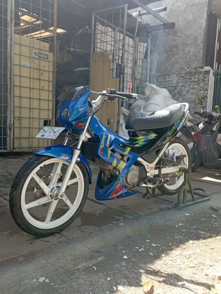 Suzuki Satria Hiu 2003 Modif Nova Dash Old ganteng