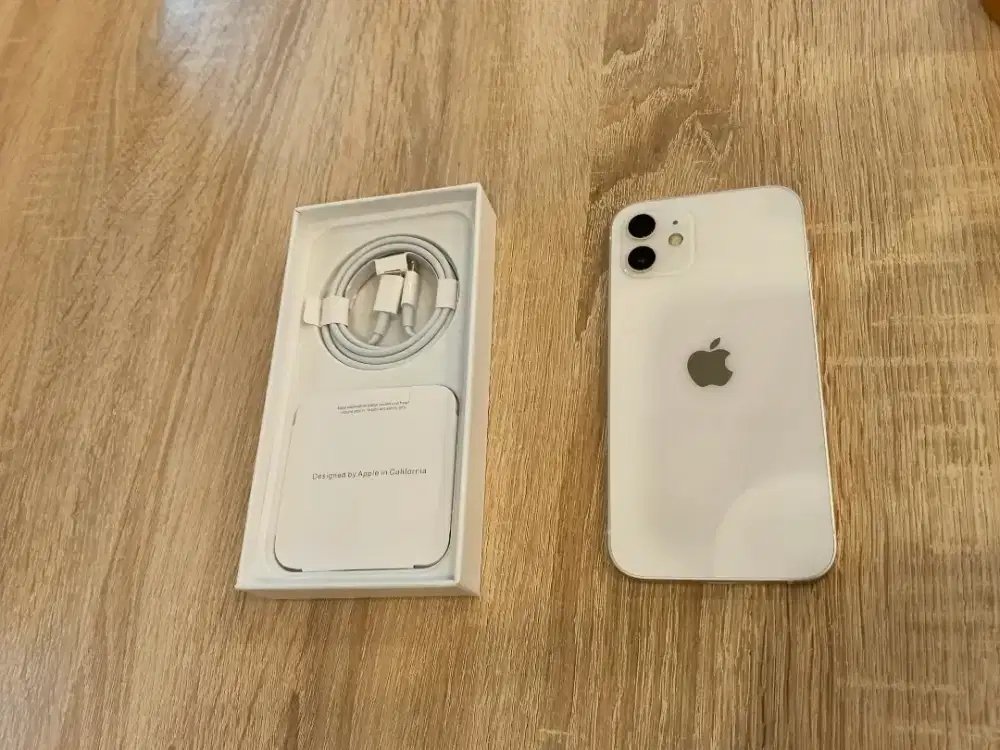 Iphone 12 128gb tinggal yes baru