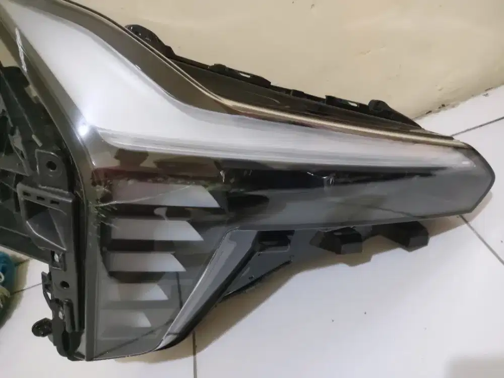 Headlamp xforce 2024