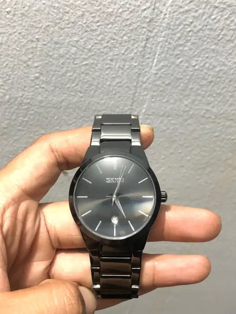 Jam tangan skmei