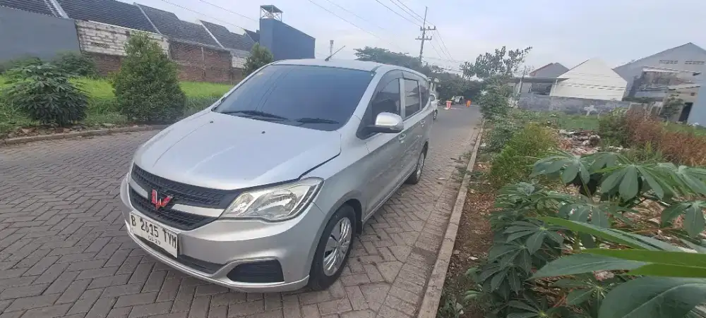 Wuling confero istimewa