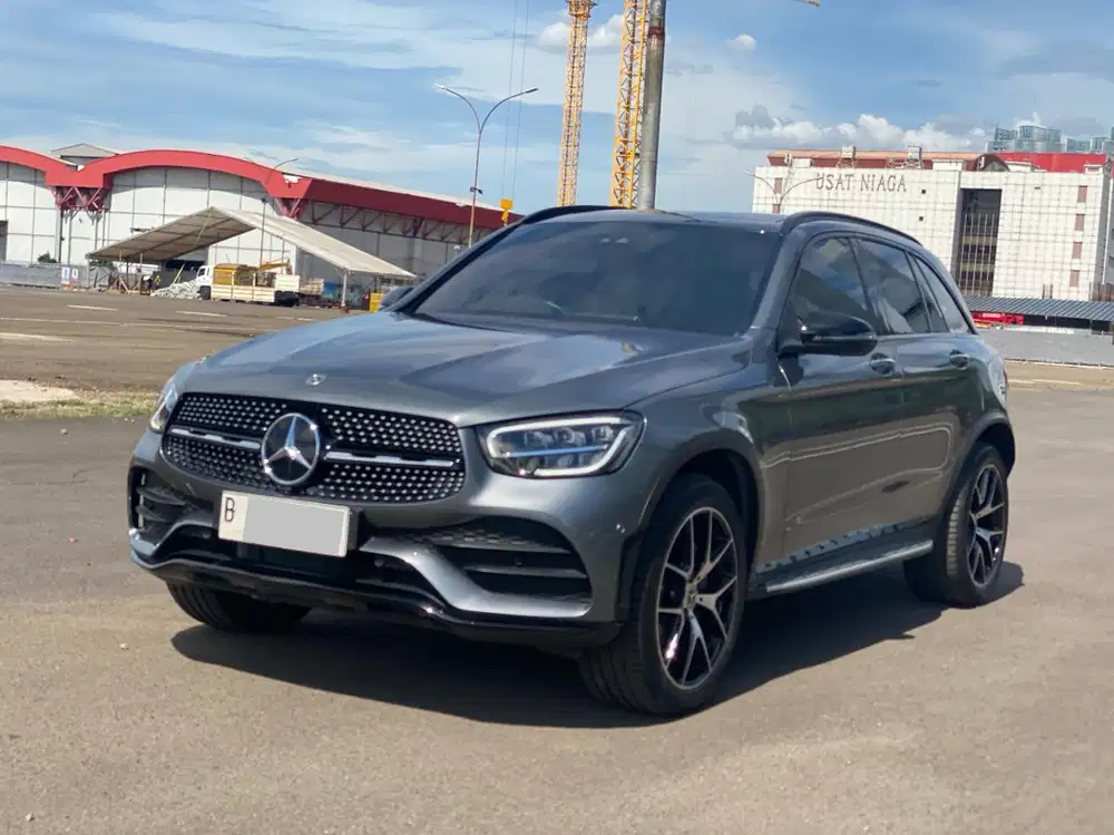 ALL NEW MERCEDES BENZ GLC200 AMG AT GREY 2022