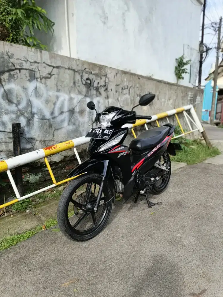Honda revo fit tahun 2016 Bagus