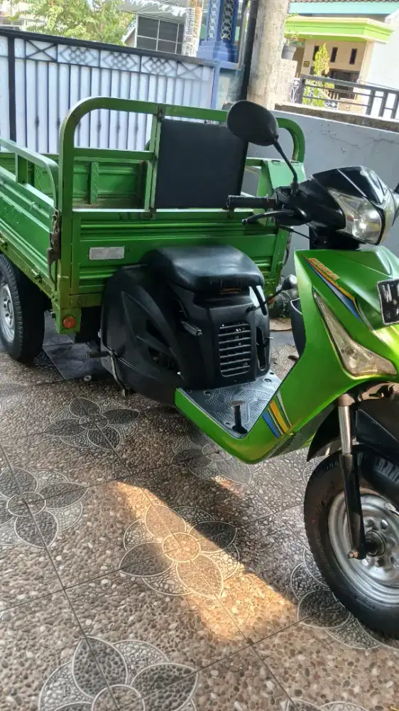 Viar karya bit 100cc