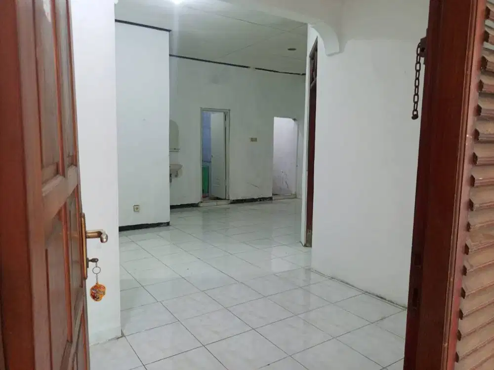 Dikontrakkan Rumah keluarga