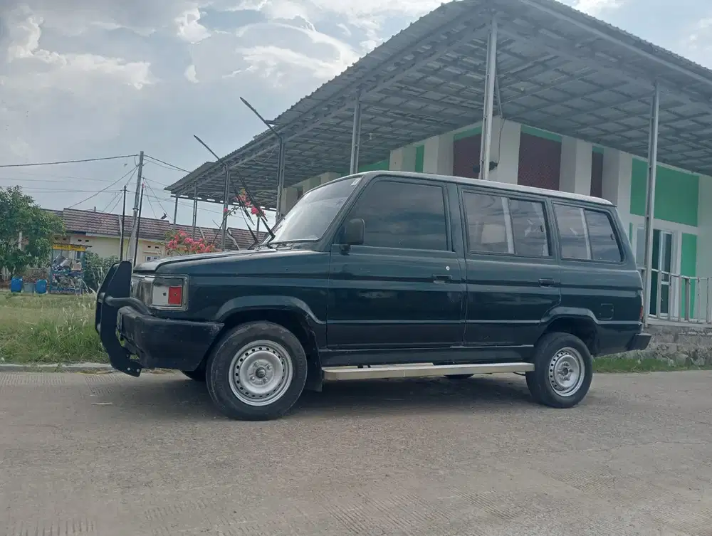 Toyota Kijang 1987 Bensin