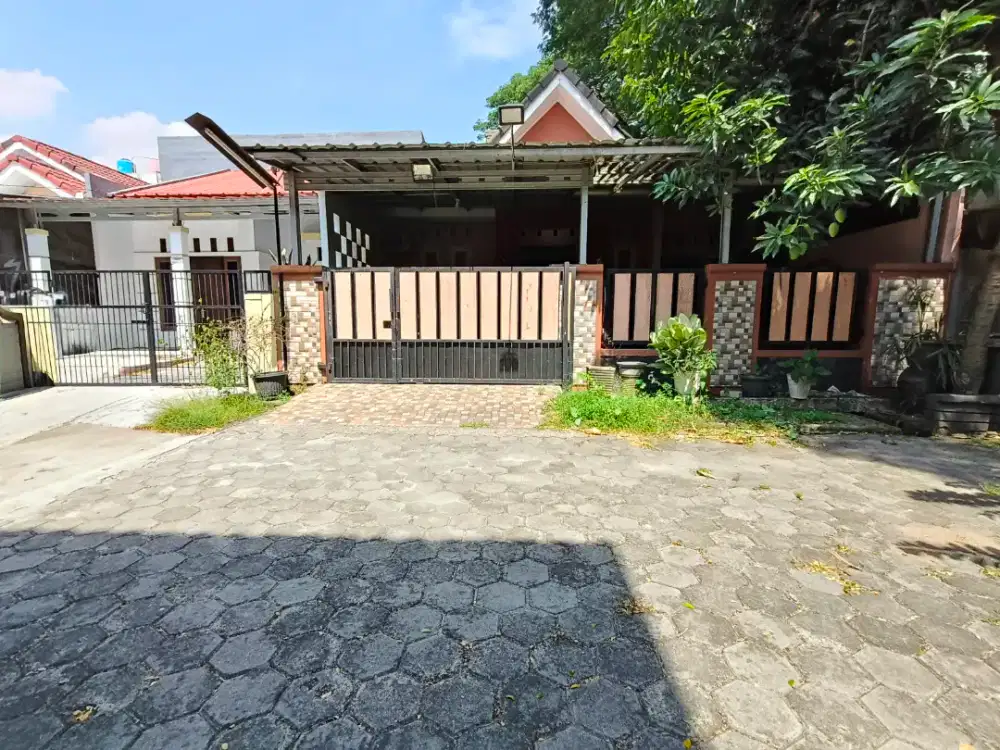 Dijual Cepat Rumah Luas di Perumahan Villa Mutiara Gading 2 Bekasi