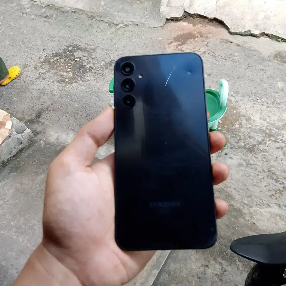 Samsung a24 8/128