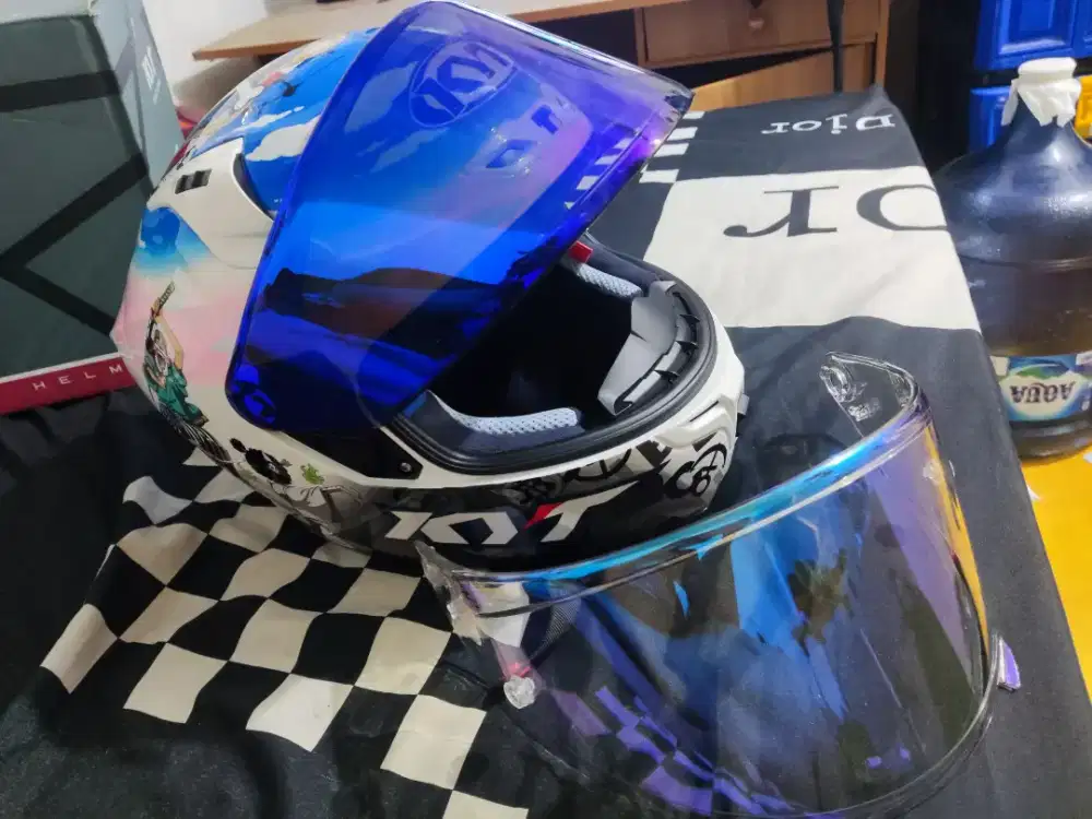 Helm Kyt One Piece