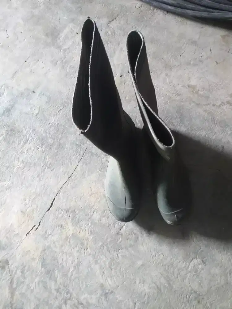 sepatu proyek jakarta timur