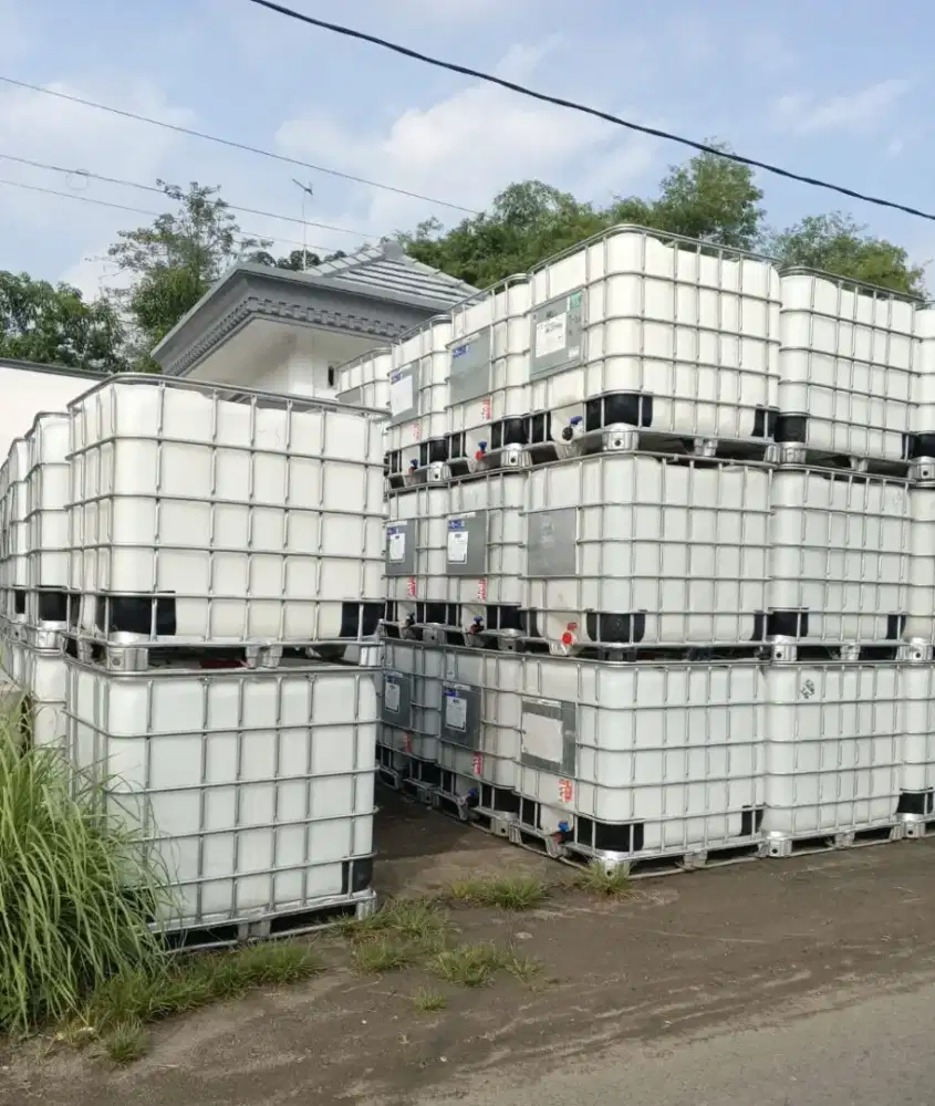 Ibc tank 1000 liter / kempu / tandon air / kimia / minyak / limbah