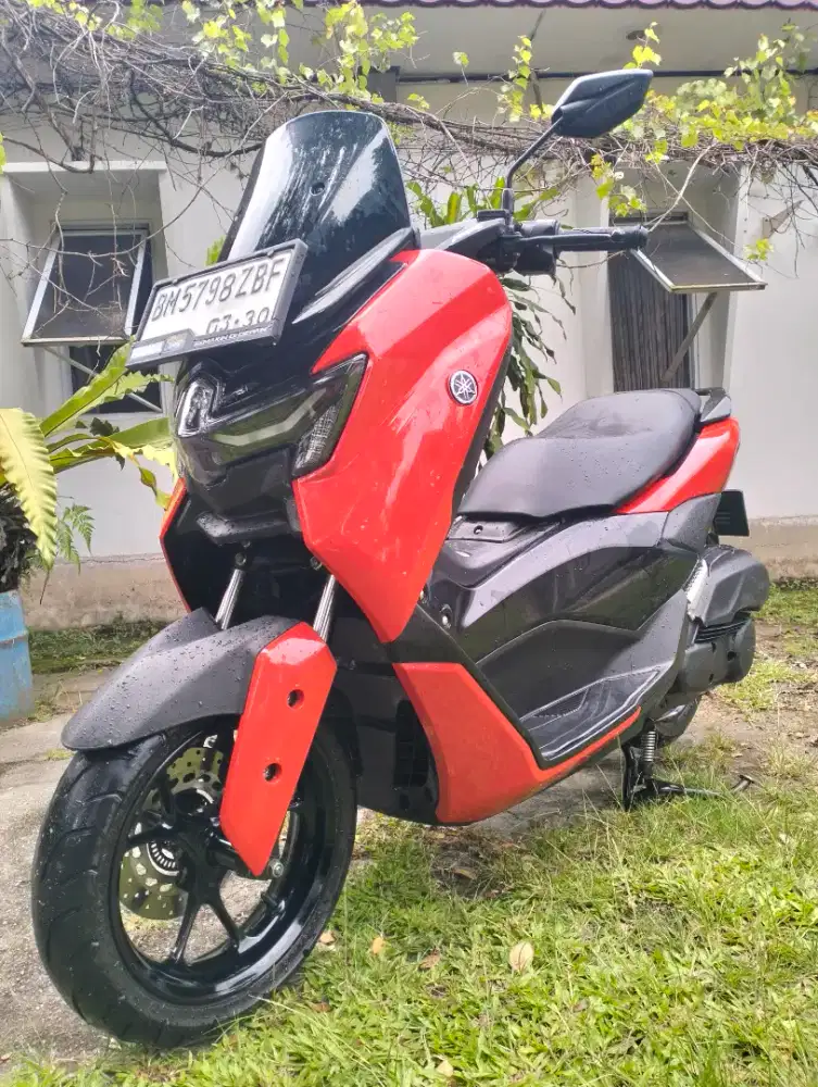 NMAX neo S 2025