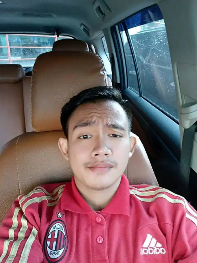 Mencari lowongan driver pribadi