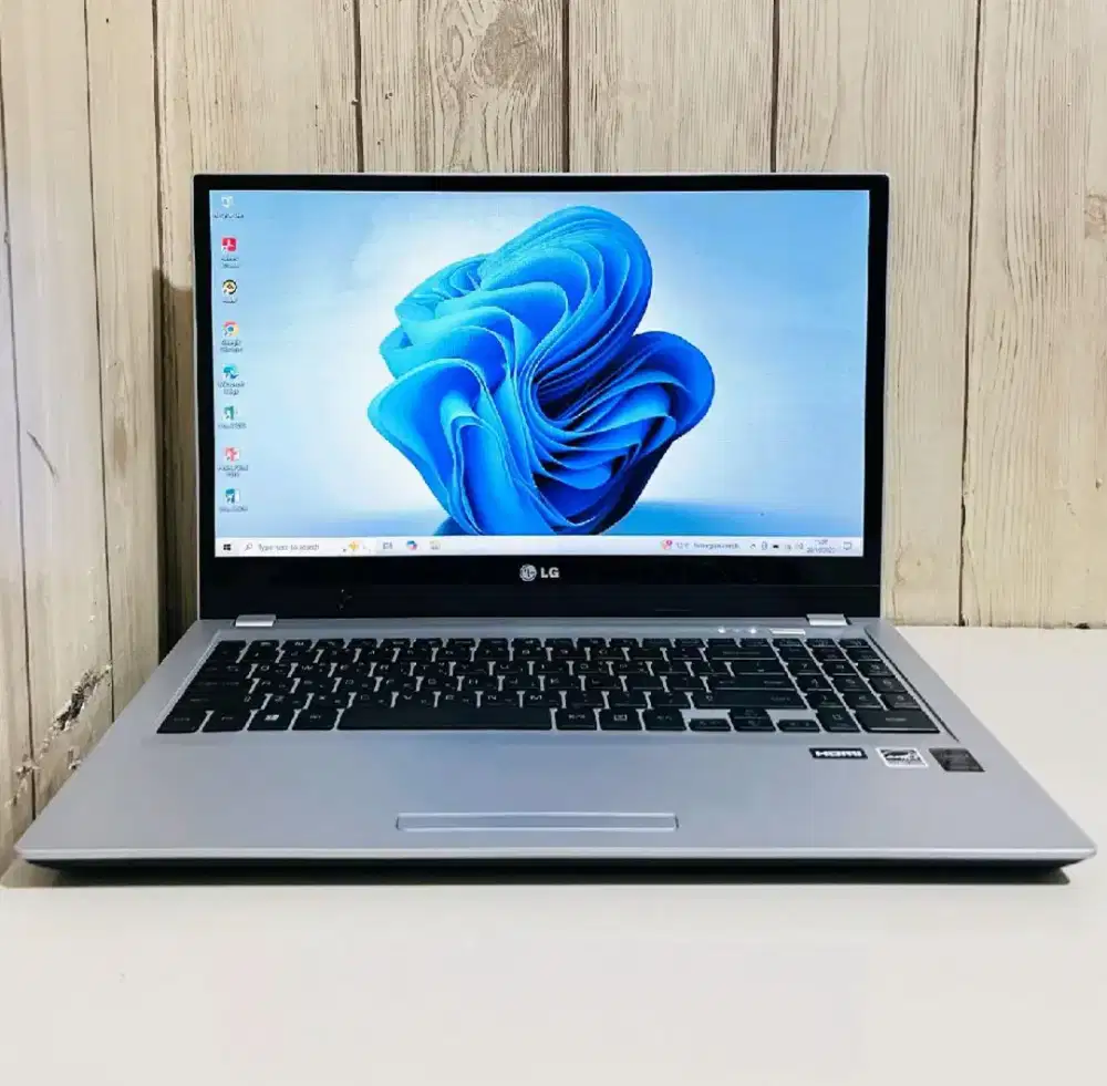 Laptop LG 15U55 Core i3 Ram 8gb ssd slim full HD