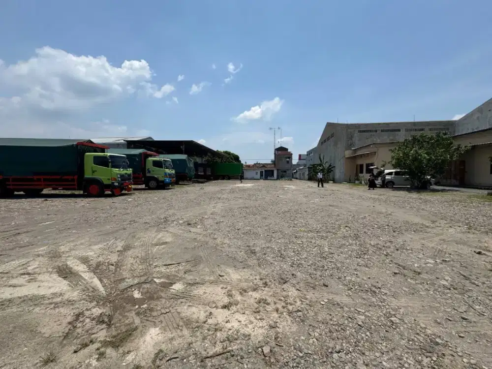 Dijual Tanah & Bangunan seluas 7053 m2.