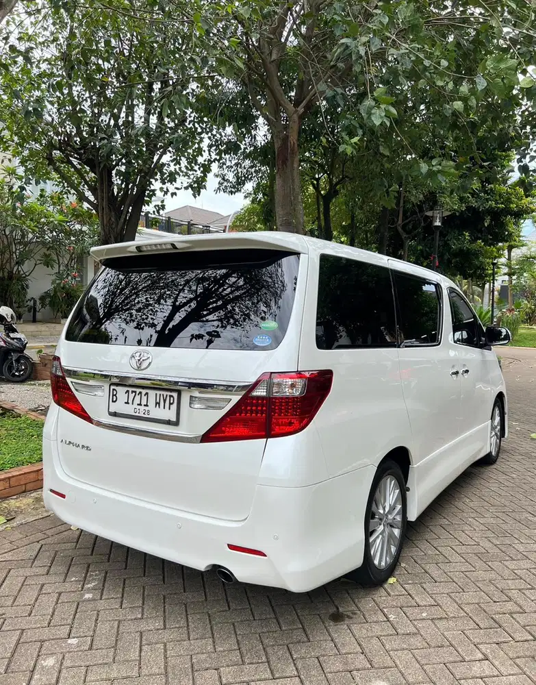 Toyota Alphard 2013 Bensin