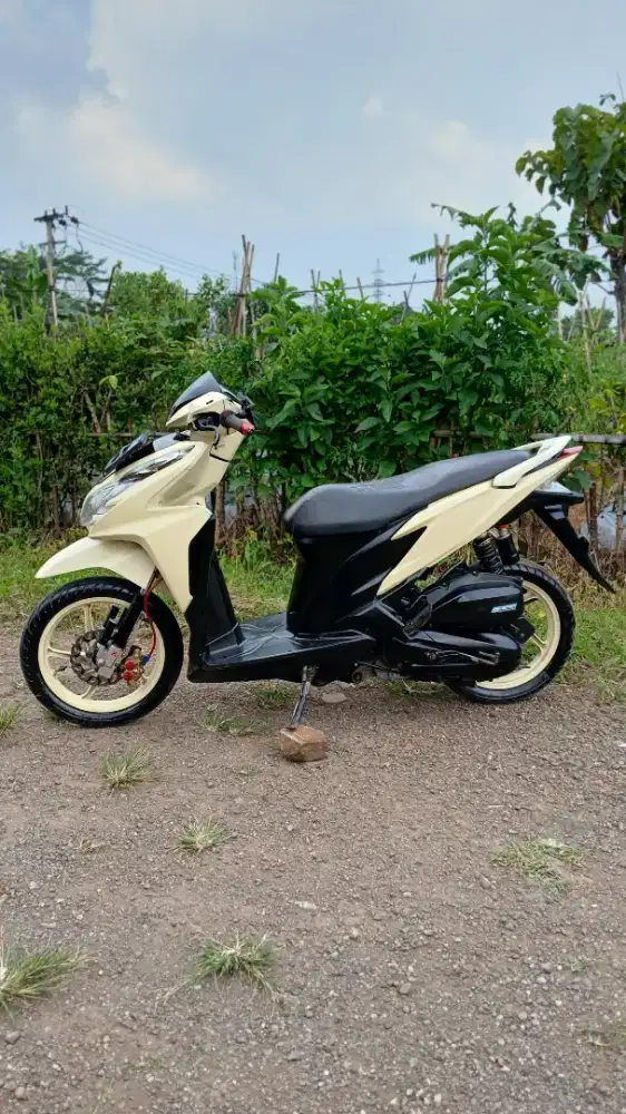 Vario 2013 kumplit pajak isi