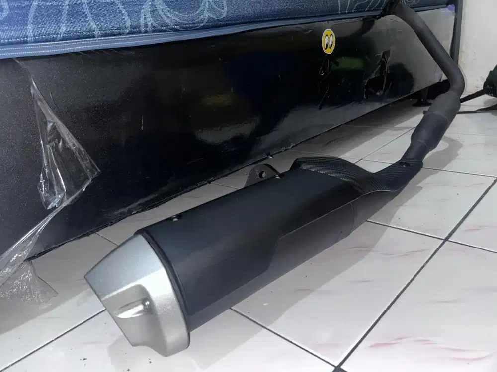KNALPOT R15 V3 2020