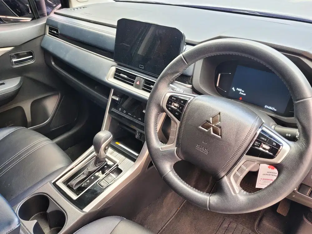 XPANDER CROSS PREMIUM AT 2023 KM 14RIBU