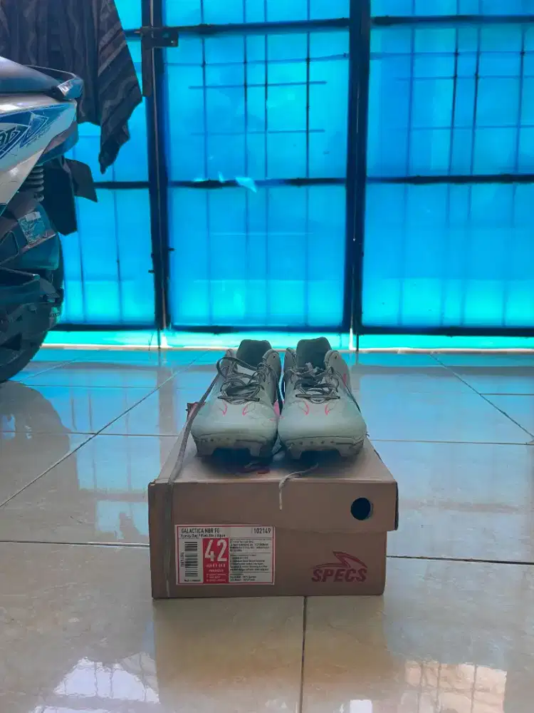 Sepatu bola rumput