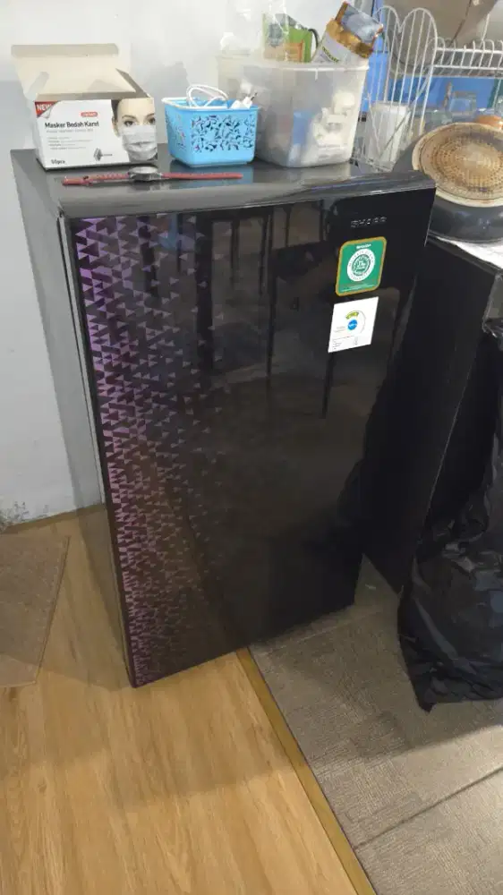 Kulkas sharp 1 pintu