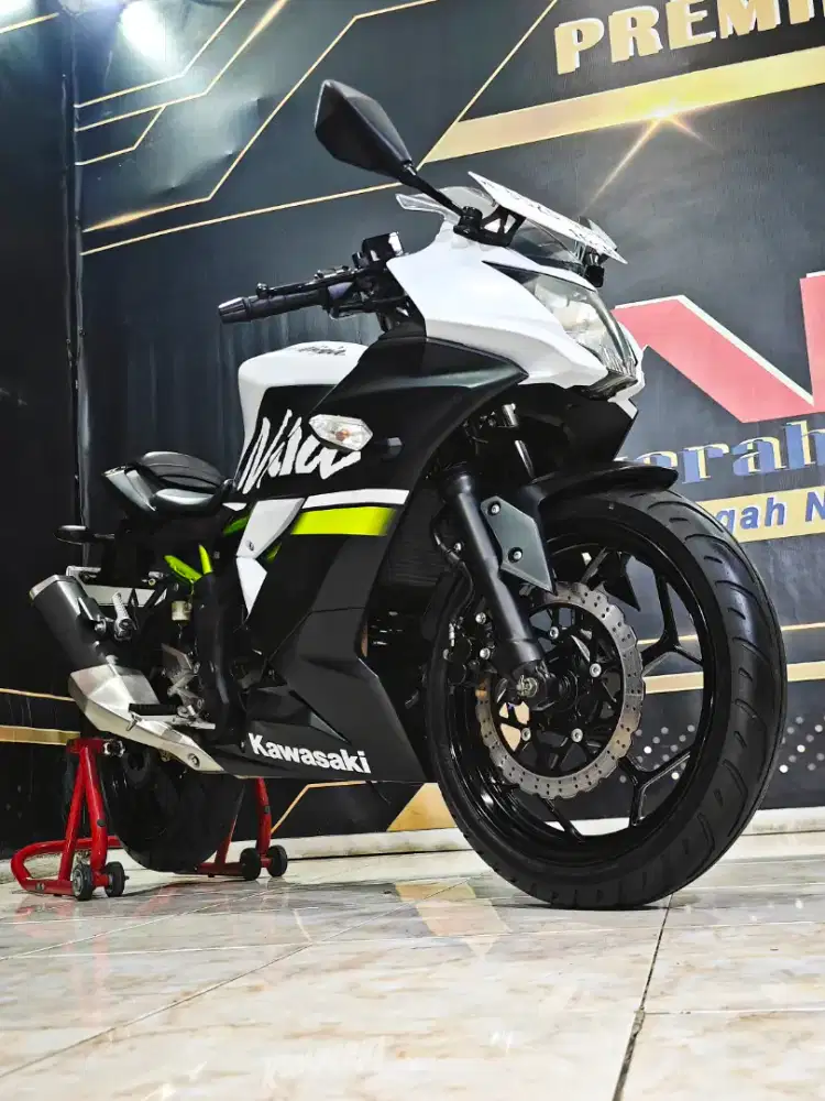 Ninja fi 250 SL mono km.7rb plat baru dp.3jt.Anugerah motor rungkut