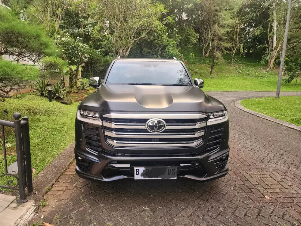 Toyota landcruiser VXR 2024