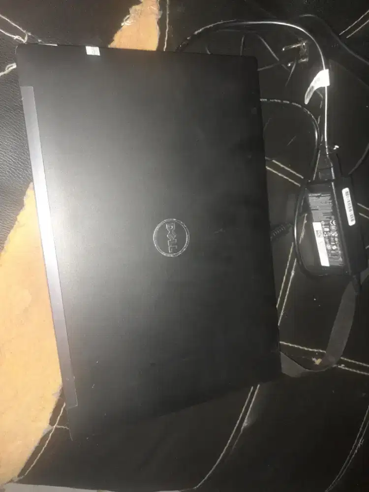 Laptop Dell 7490