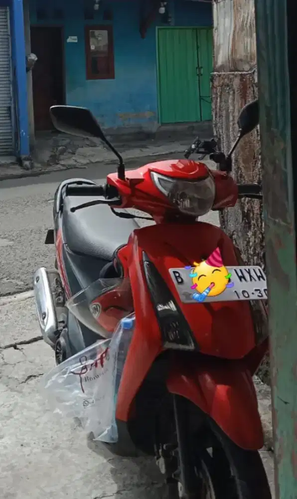 Suzuki Spin 2008