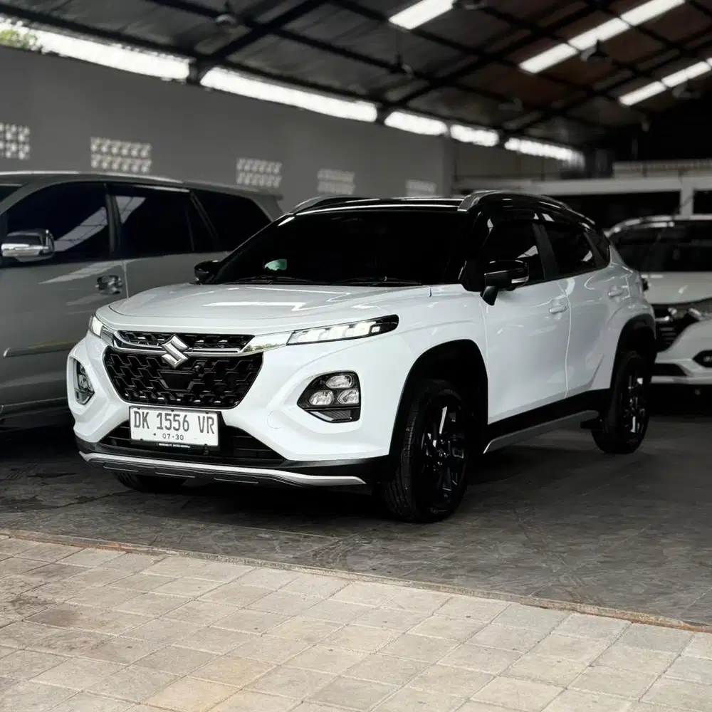 Suzuki Fronx SGX Hybrid 2025