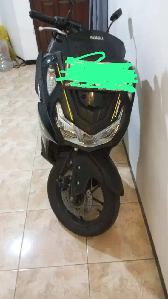 Jual cepat motor yamaha lexi th. 2024 nego tipis