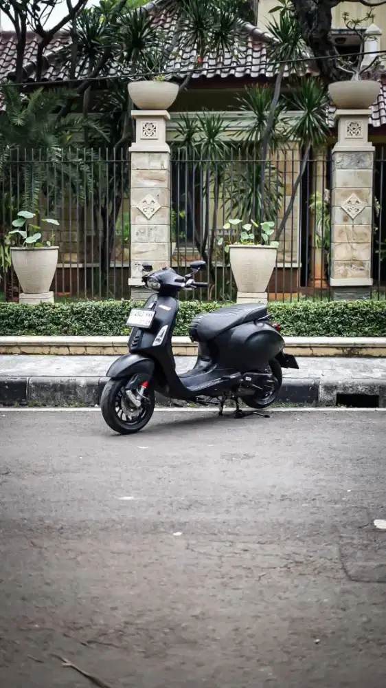 VESPA SPRINT LIMITED NOTTE 150 IGET ABS 2019