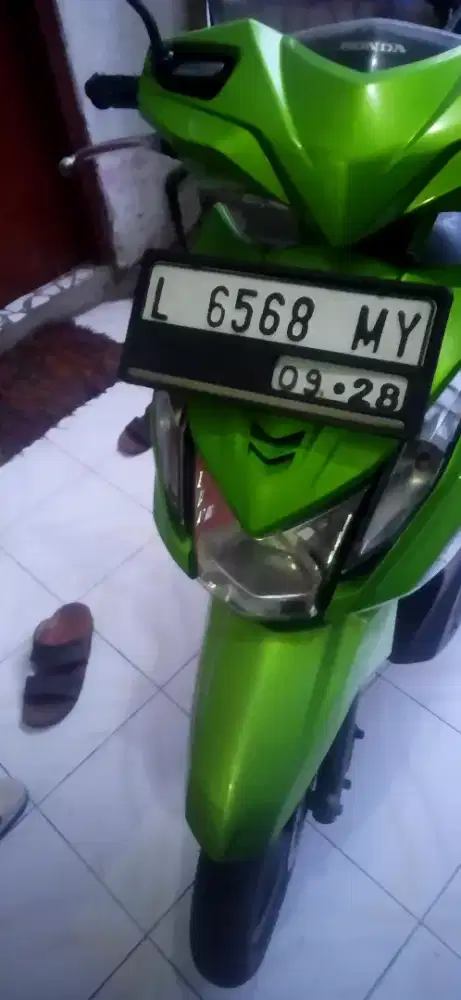 Motor jarang dipakai , kilometer rendah.pemakain pribadi