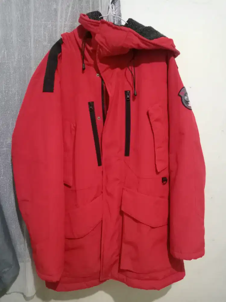 Jaket human united movemet