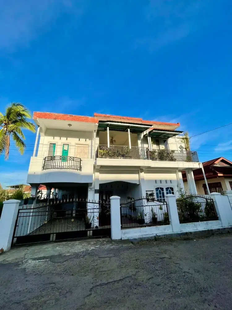 Dijual Rumah Pribadi dan Kosan