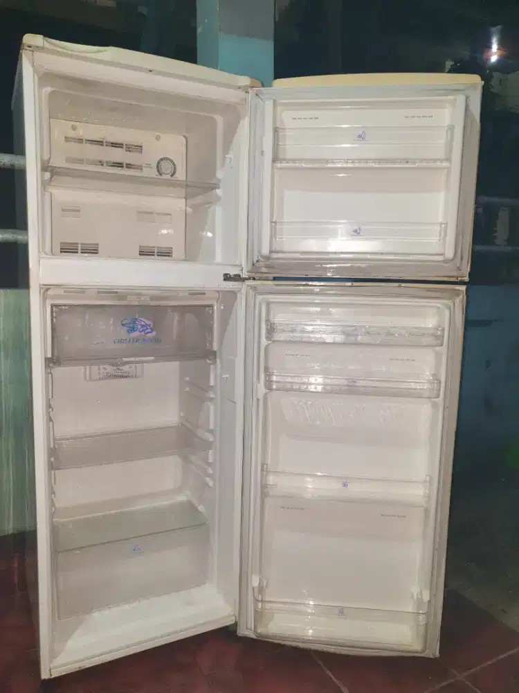 Di jual kullas 2 pintu siap pakai