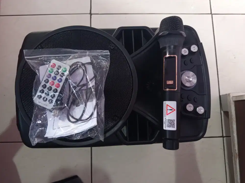 Sound merk advance 8 inc microfon wireless Bluetooth connect