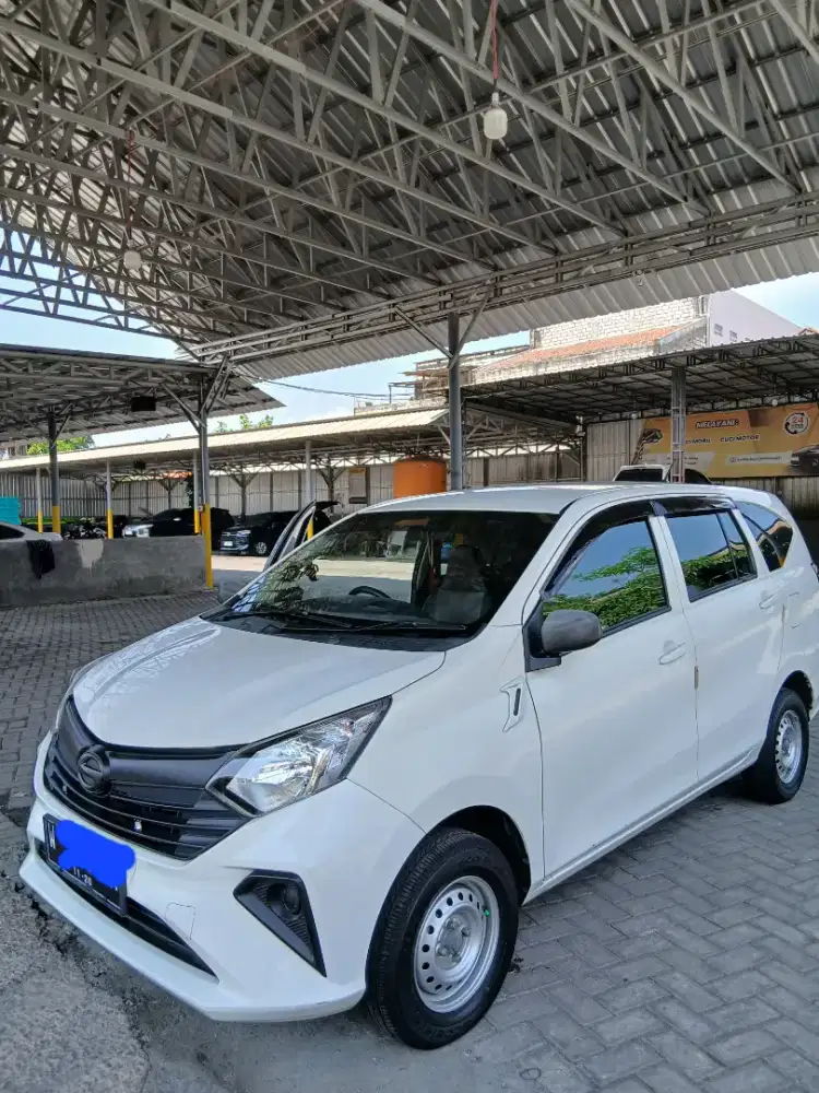 Daihatsu Sigra D 1.0MT 2021 White