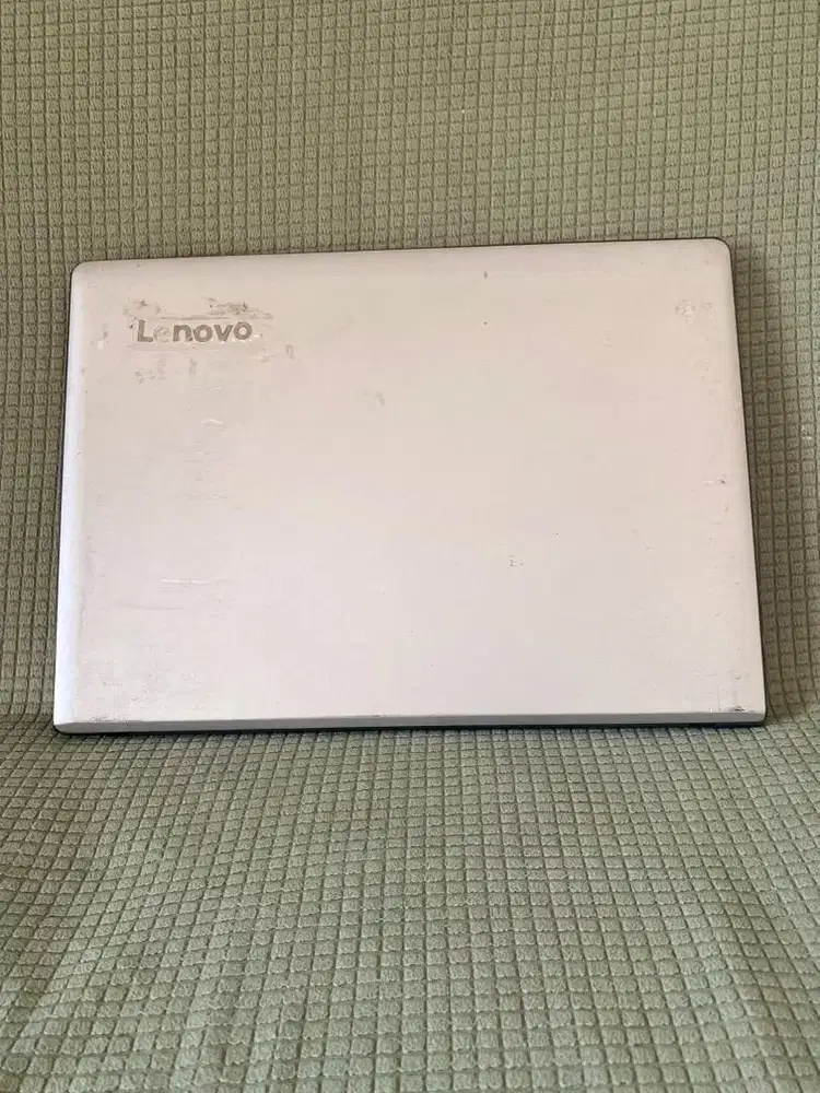 Laptop Lenovo Ideapad 300 Layar 15,6 Lebar Ram 8 Gb Murah Siap Pakai