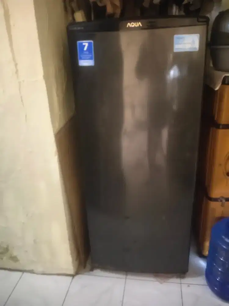 Jual Freezer merk AQUA 6 susun