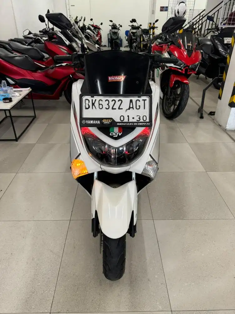 Yamaha Nmax 155 STD 2017 Putih Gloss Nmex Old 155CC CC Motor Matic