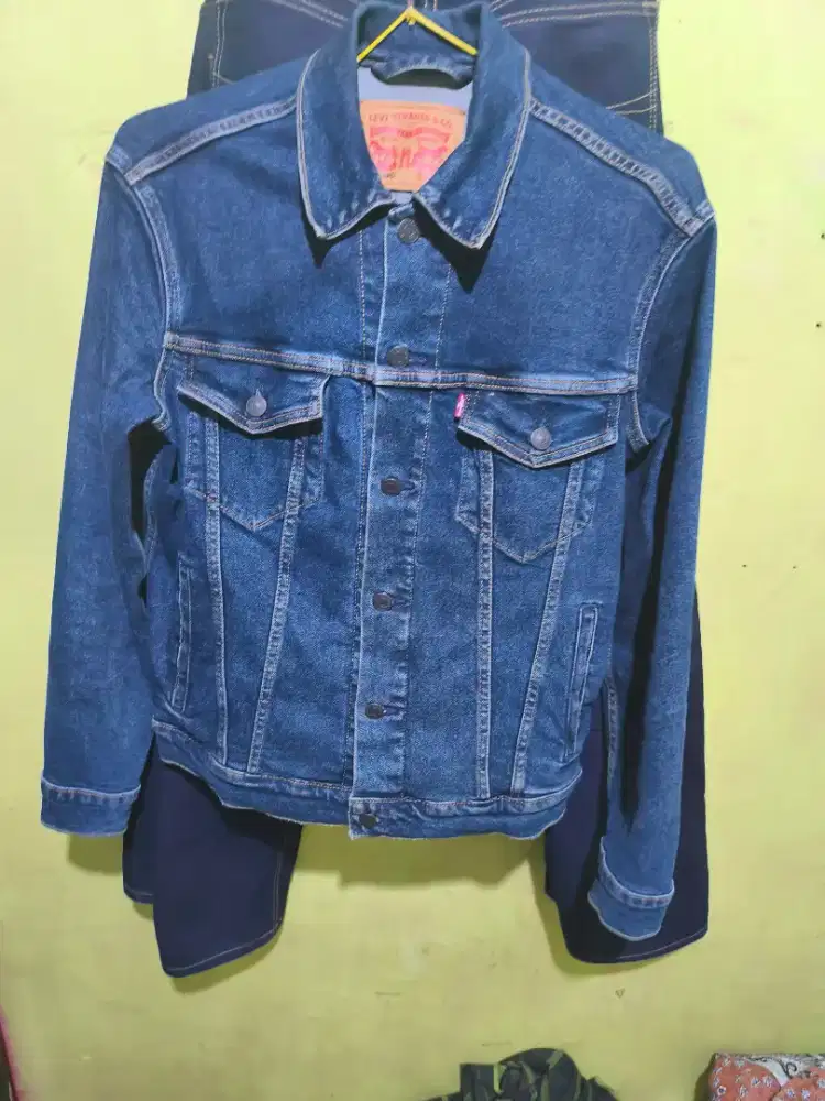 Jual jaket levis original