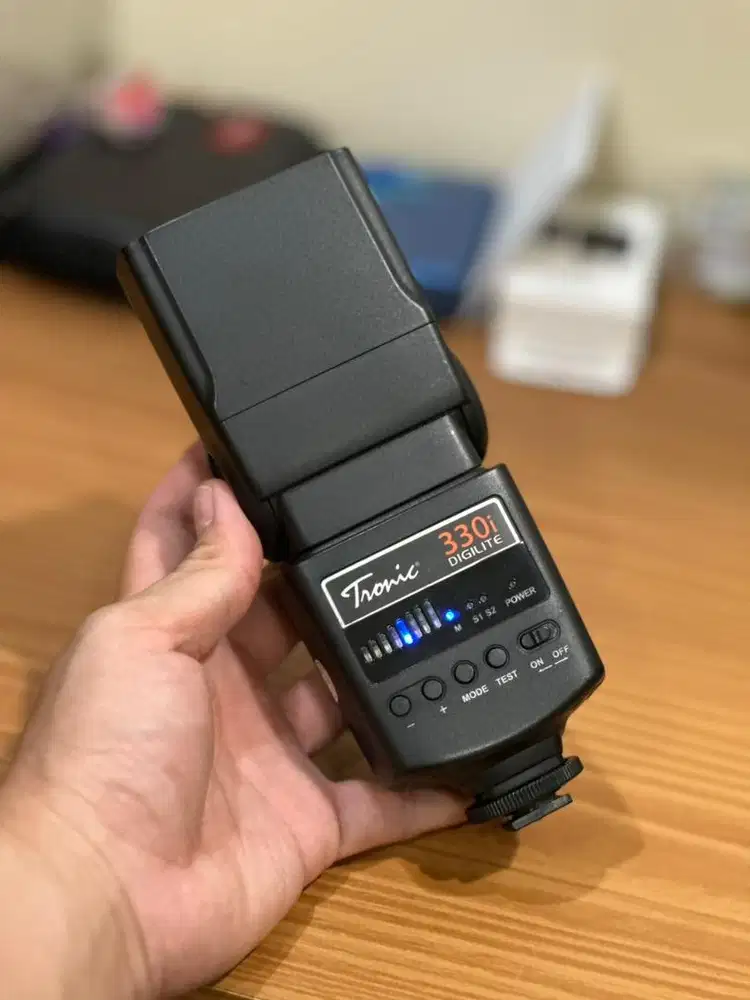 Flash tronic for canon