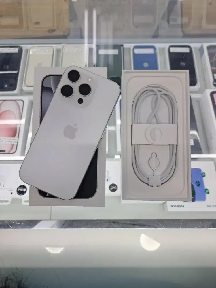 Second IPhone 16 Pro 128GB White Resmi Mulus Like New Nego