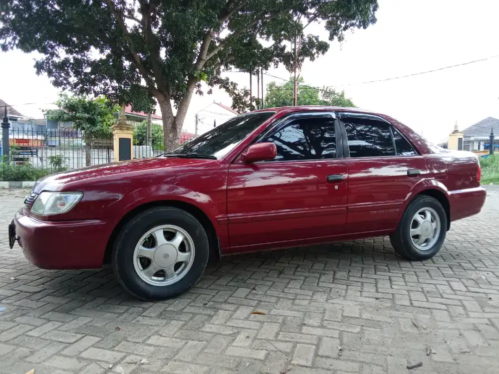 TOYOTA SOLUNA GLI 2002