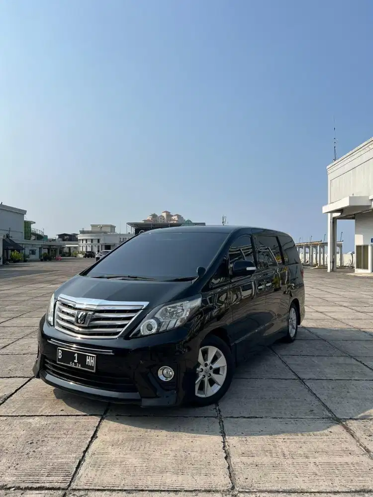 Toyota Alpard sc 2012
