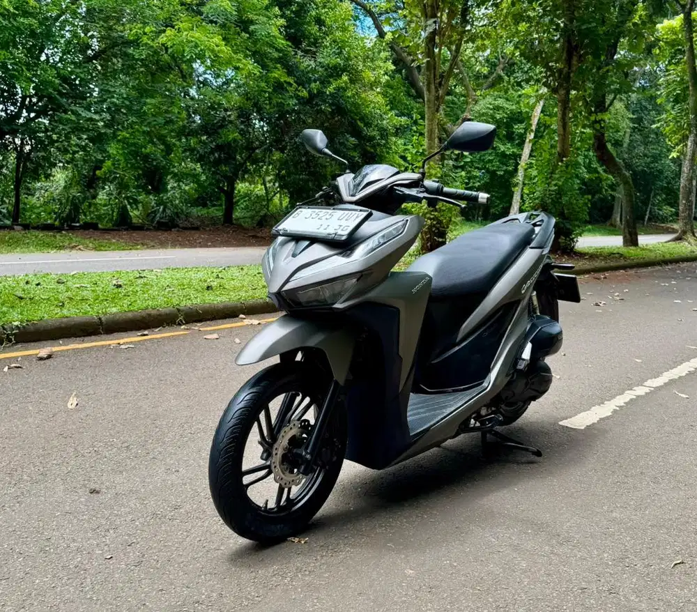Honda Vario 150 Keyless CBS ISS MULUSSS Pajak Hidup Panjang