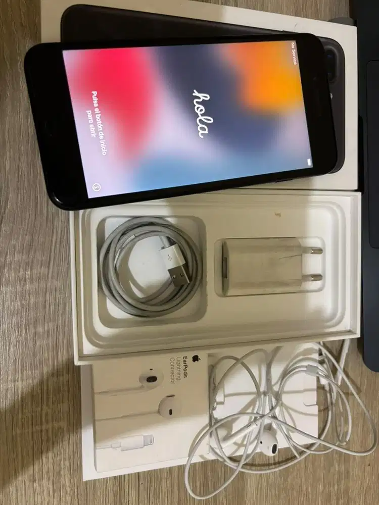 Iphone 7+ Black, 128 GB