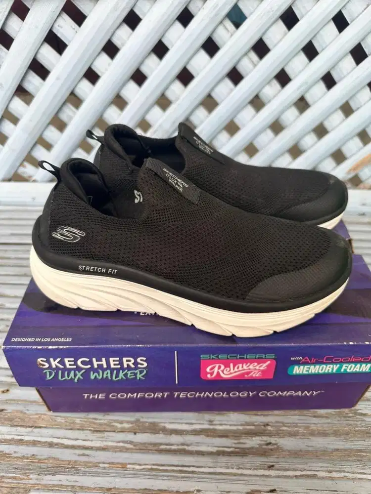 Sepatu Preloved/Second SKECHERS Hitam Medan