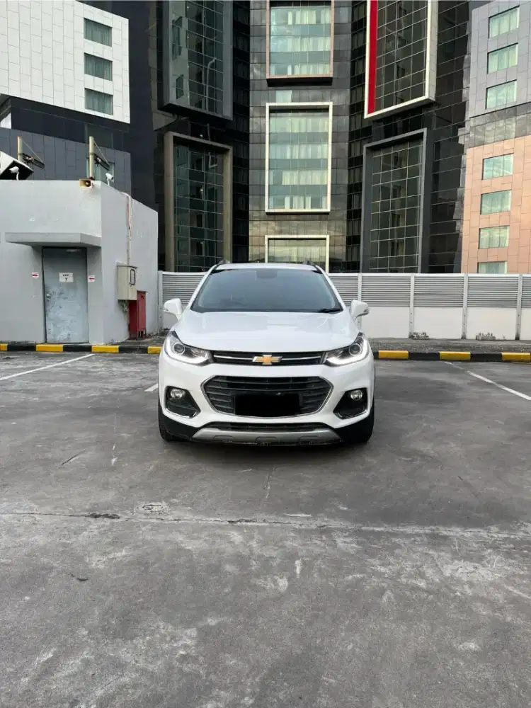 ‼️DP 10 JT‼️CHEVROLET TRAX 1.4L PREMIER, MOBIL TERAWAT & LOW KILOMETER